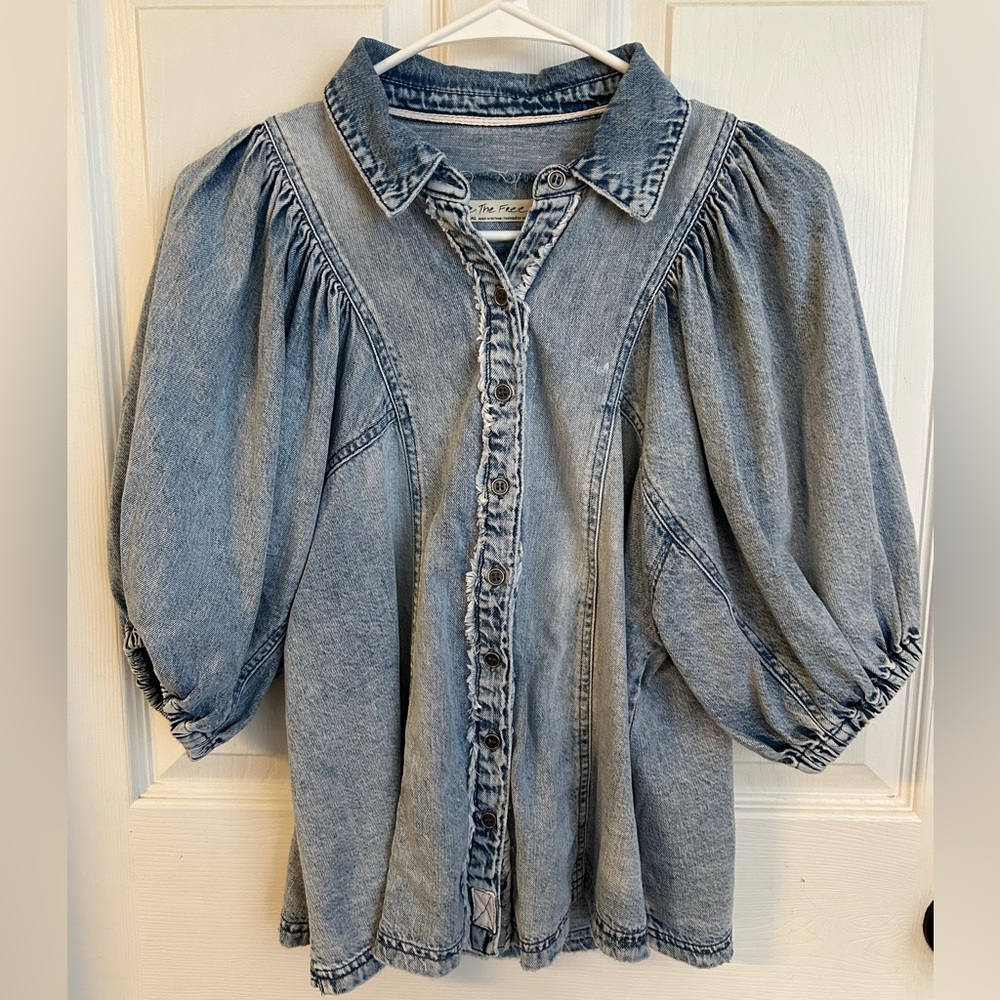 We the Free Suhrie Puff Sleeve Denim Button-Up Shirt Womens XS - Picture 14 of 15
